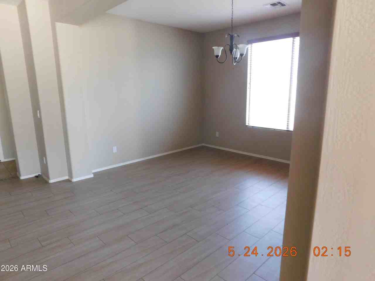 15486 W Ventura St - Photo 3 of 11
