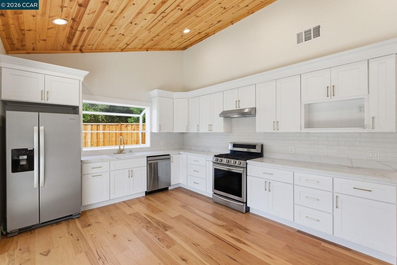 3196 Rohrer Dr #A - Photo 7 of 30