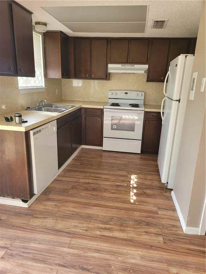 3619 La Paz Dr - Photo 6 of 7