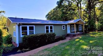 151 Scotsman Dr - Photo 1 of 1