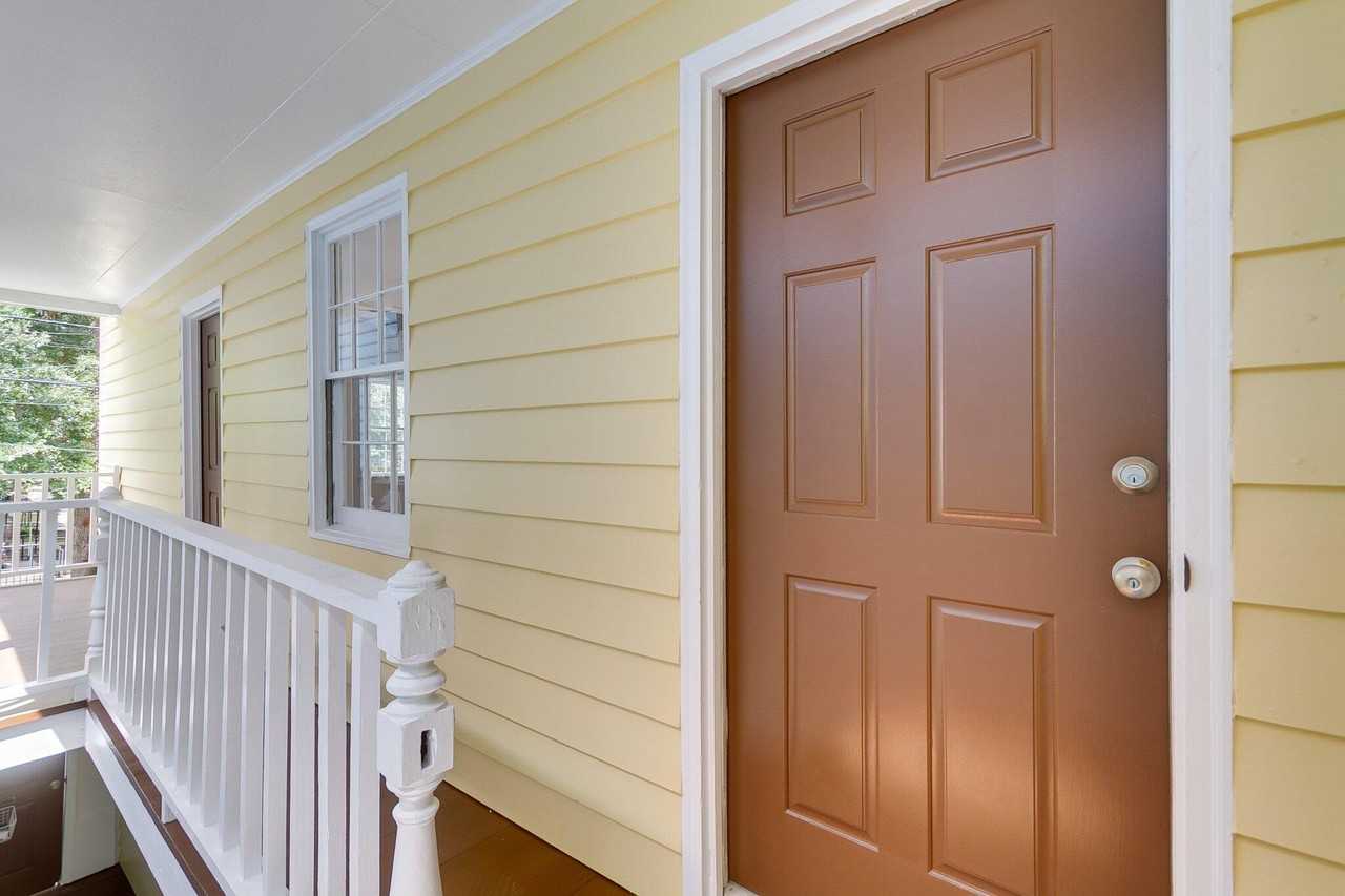 128 Logan St #B - Photo 3 of 30