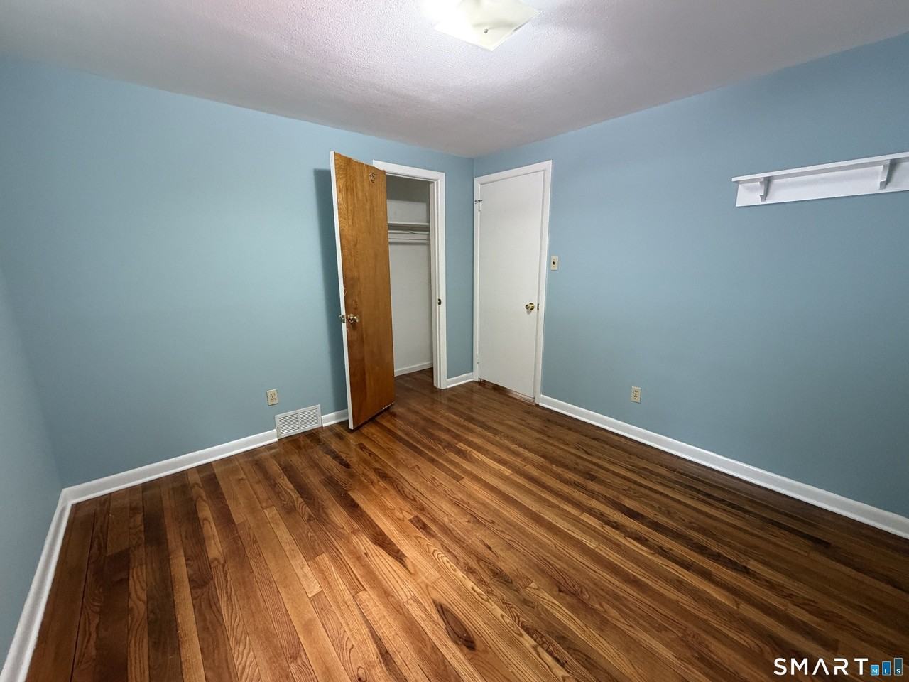50 Lincoln Ave #1R - Photo 7 of 21