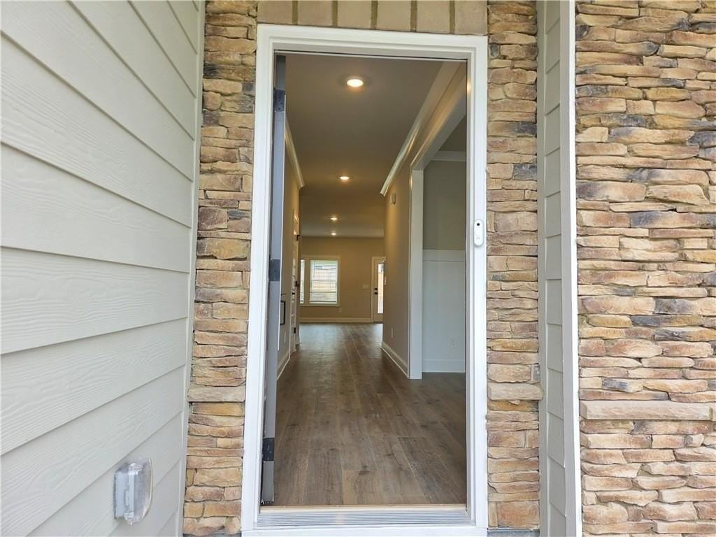 3158 Sweet Red Circle - Photo 5 of 42