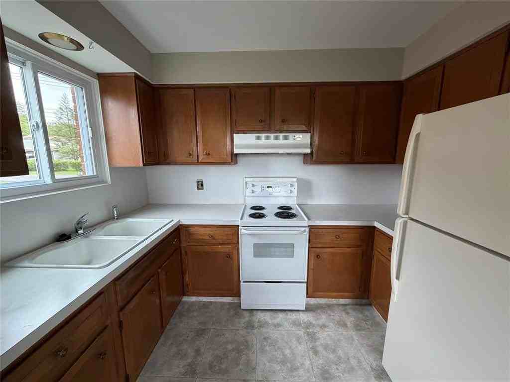 3105 Burris Rd #4 - Photo 6 of 12