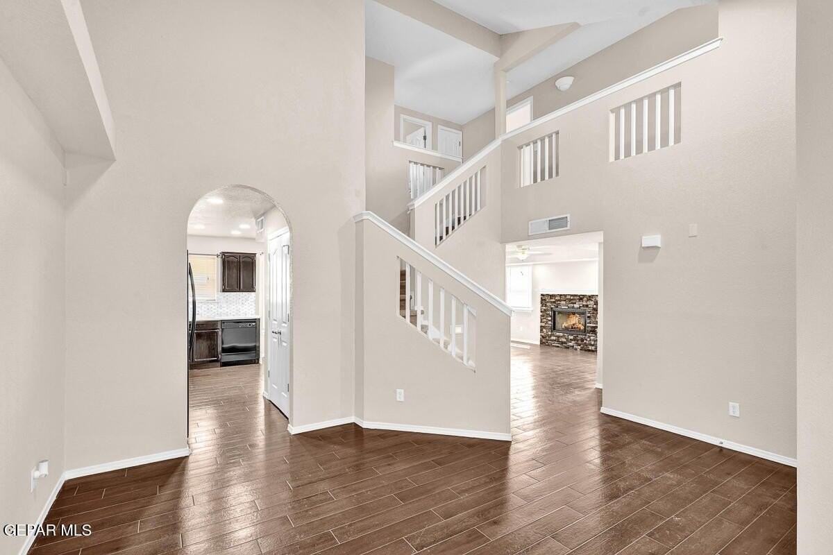 14208 Bailee Point Ln - Photo 2 of 15