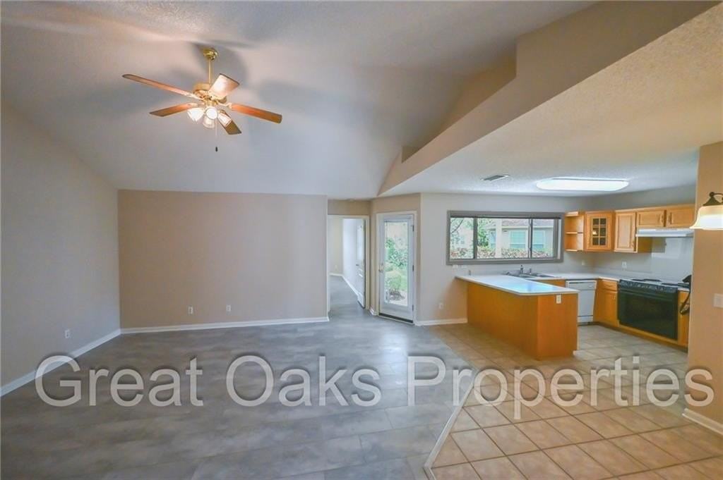 138 Dalton Cody Dr - Photo 3 of 11