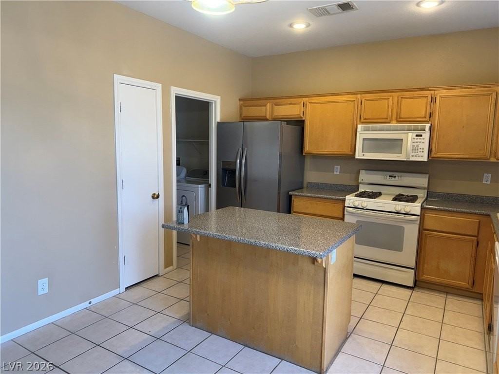 10066 Cambridge Blue Ave - Photo 5 of 17