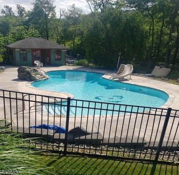 77A Taylortown Rd - Photo 6 of 9