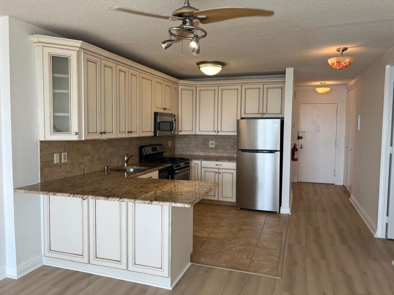 7002 Kennedy Blvd E #14B - Photo 6 of 37