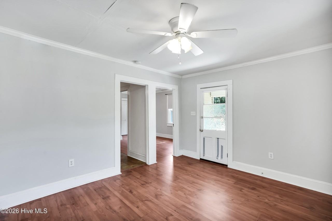 5254 Mulberry Ave - Photo 5 of 13