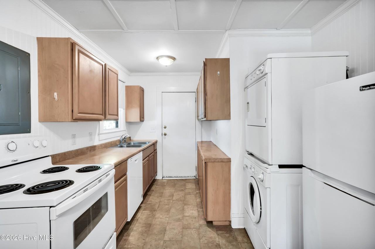 5254 Mulberry Ave - Photo 6 of 13