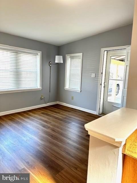 1912 W 14th St - Photo 2 of 11