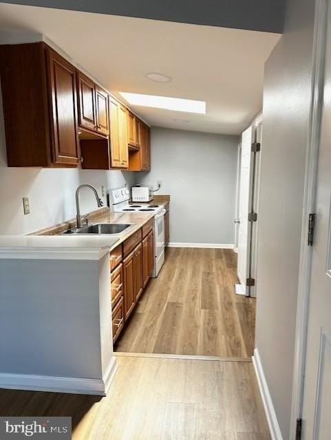 1912 W 14th St - Photo 4 of 11