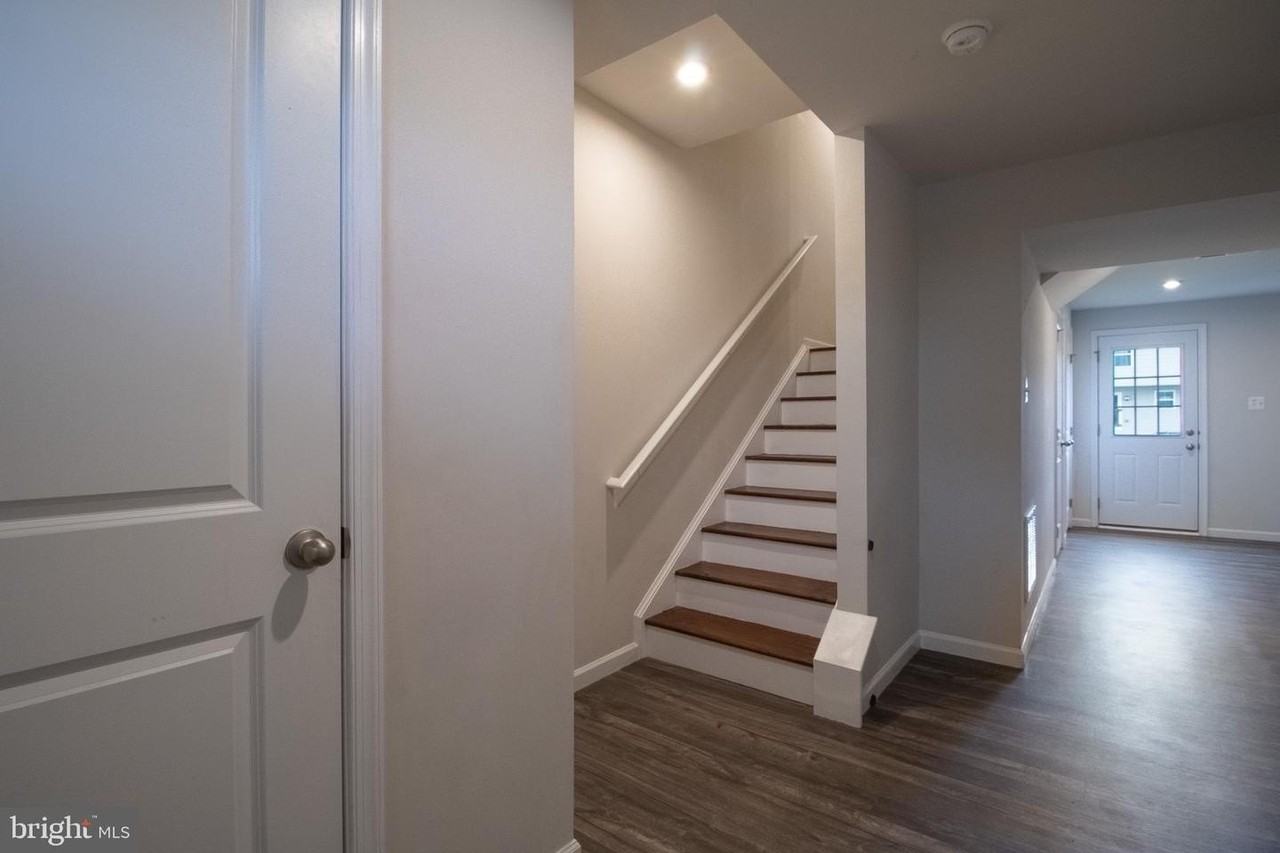 14 Snickers Ct - Photo 2 of 28