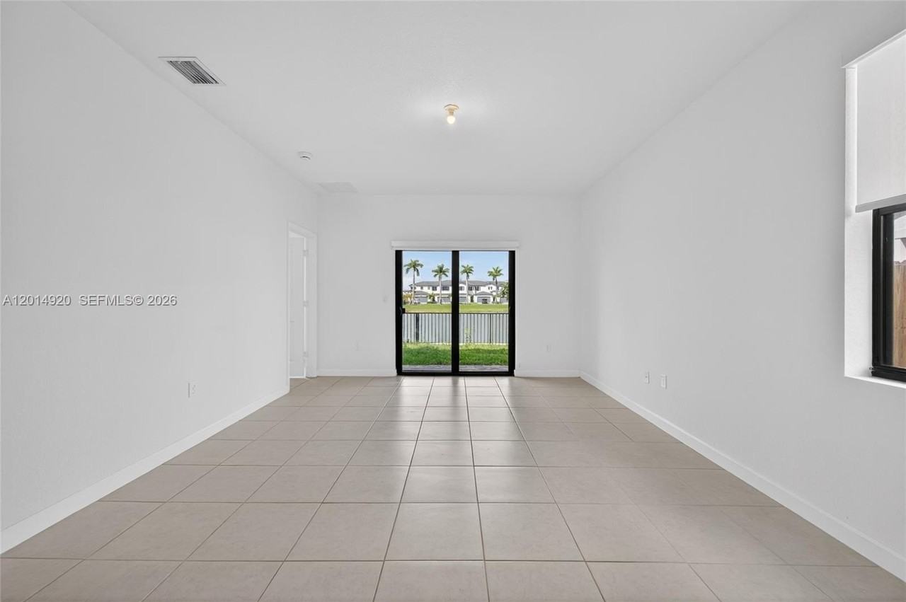 4981 Peacock Way #5838 - Photo 4 of 28