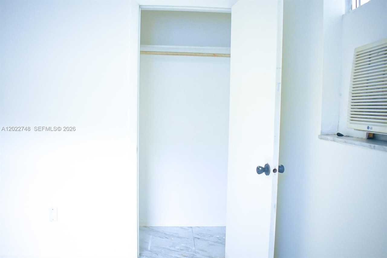 2395 Nw 82nd St #2395 - Photo 5 of 7