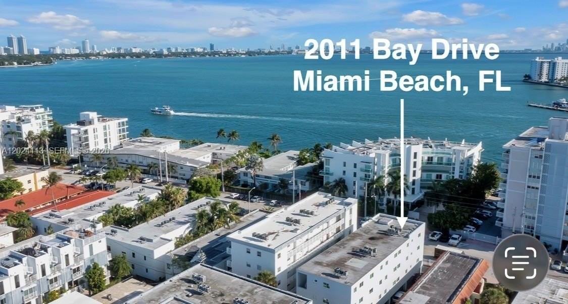2011 Bay Dr #4