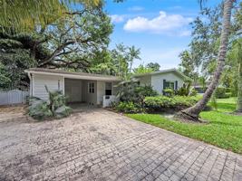 featured image of 7601 Sw 64th Ct #0