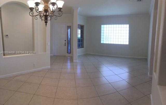 12400 Nw 78th Mnr #0 - Photo 4 of 20