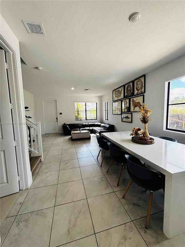 11855 Sw 227th St #0 - Photo 7 of 10