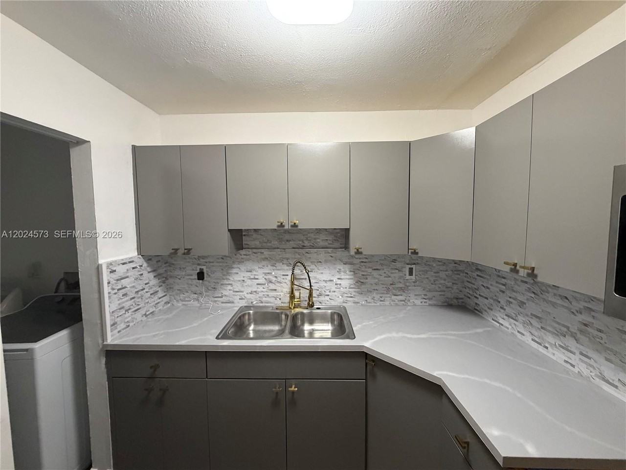 2769 Nw 58th Ter #2769 - Photo 4 of 13