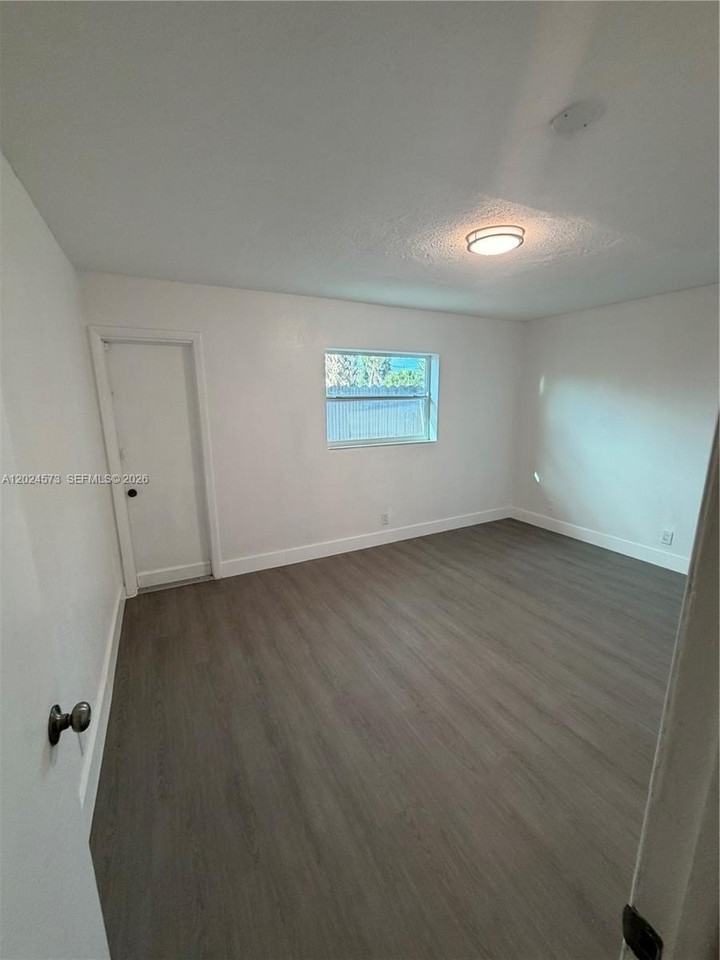 2769 Nw 58th Ter #2769 - Photo 7 of 13