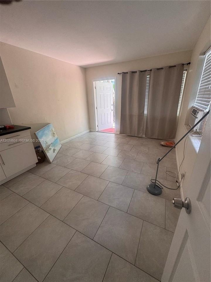 2900 N Ocean Blvd #4 - Photo 2 of 7