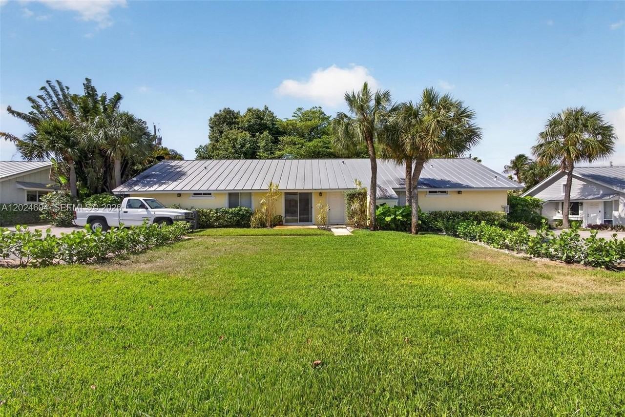 1954 Windsor Dr #1954