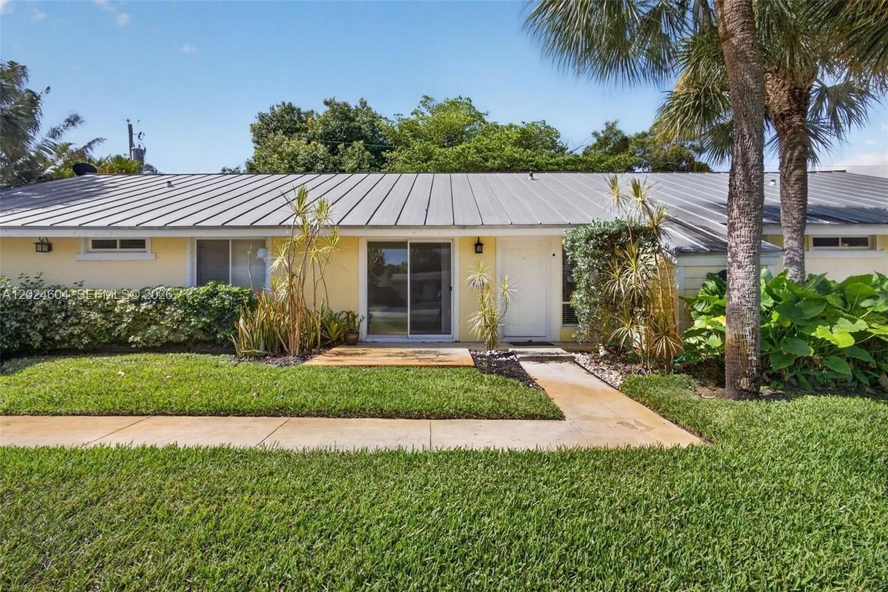 1954 Windsor Dr #1954 - Photo 4 of 34