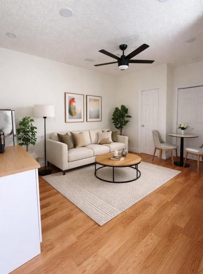 531 Sw 89th Ct #SIDE - Photo 4 of 11