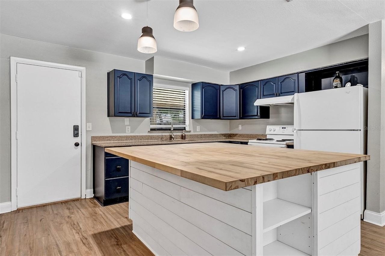 16 Eaton St - Photo 5 of 30
