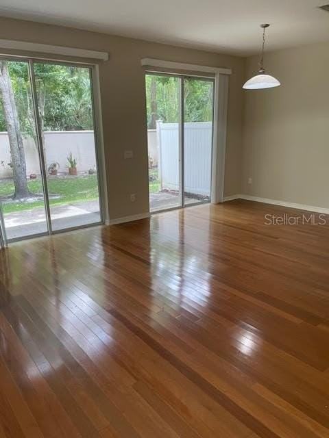 596 Pinebranch Cir - Photo 6 of 16