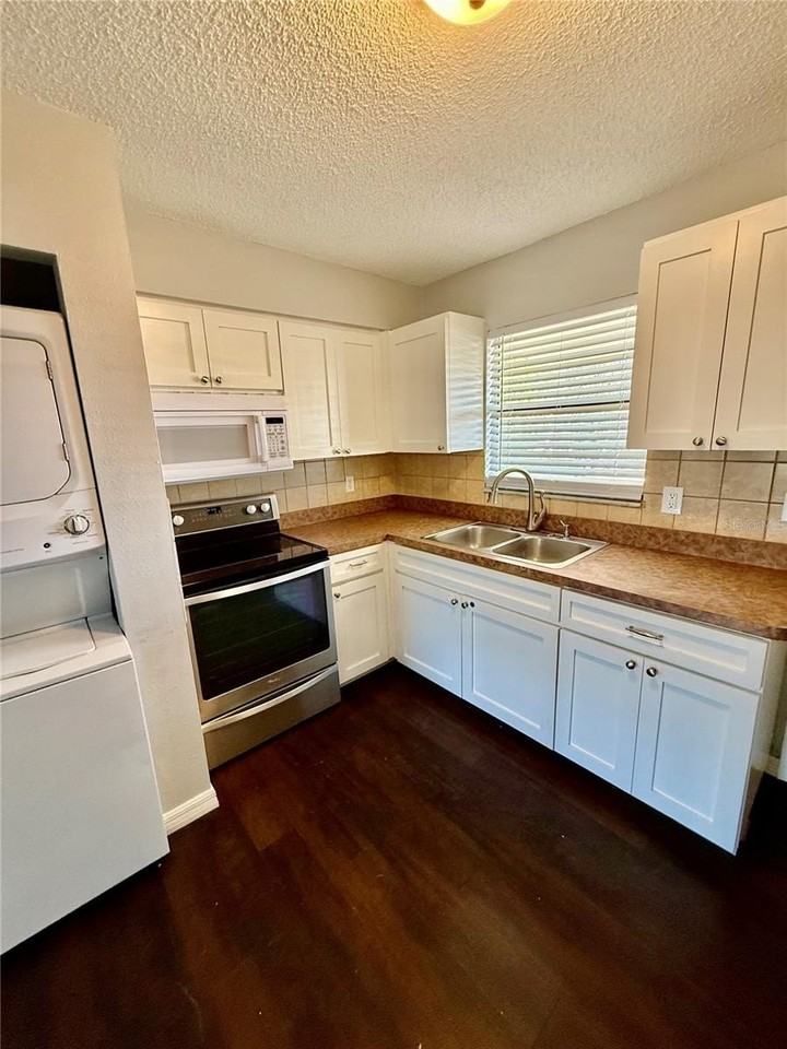 8124 Cormel St #8126 - Photo 5 of 13
