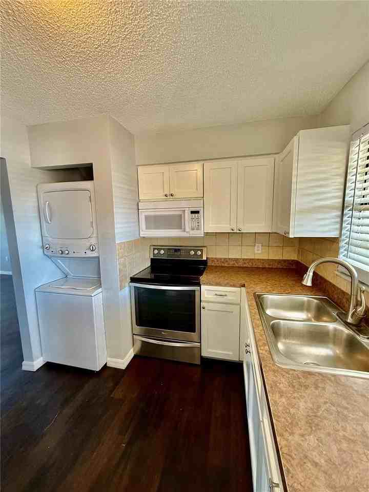 8124 Cormel St #8126 - Photo 7 of 13