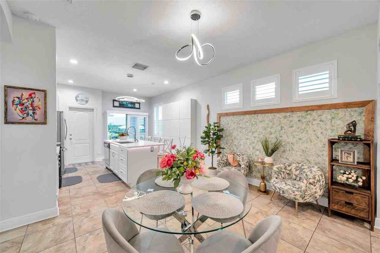 2602 W Nassau St - Photo 7 of 48