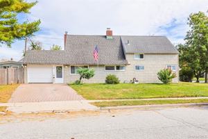 featured image of 201 Sprucewood Dr