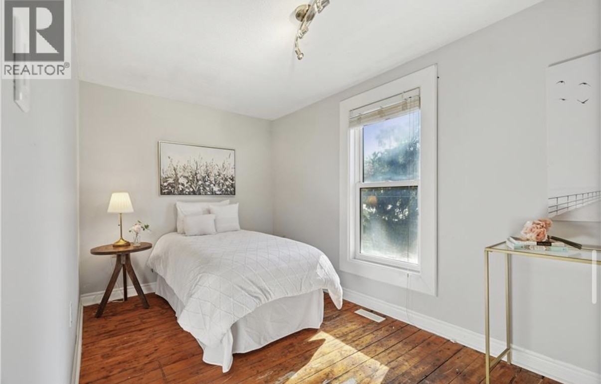 2055 Embleton Rd #1 - Photo 7 of 11