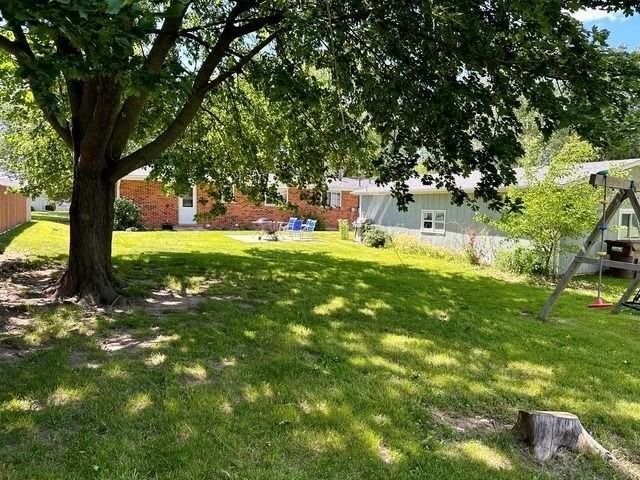 10408 Cindy Jo Ave #B - Photo 2 of 3