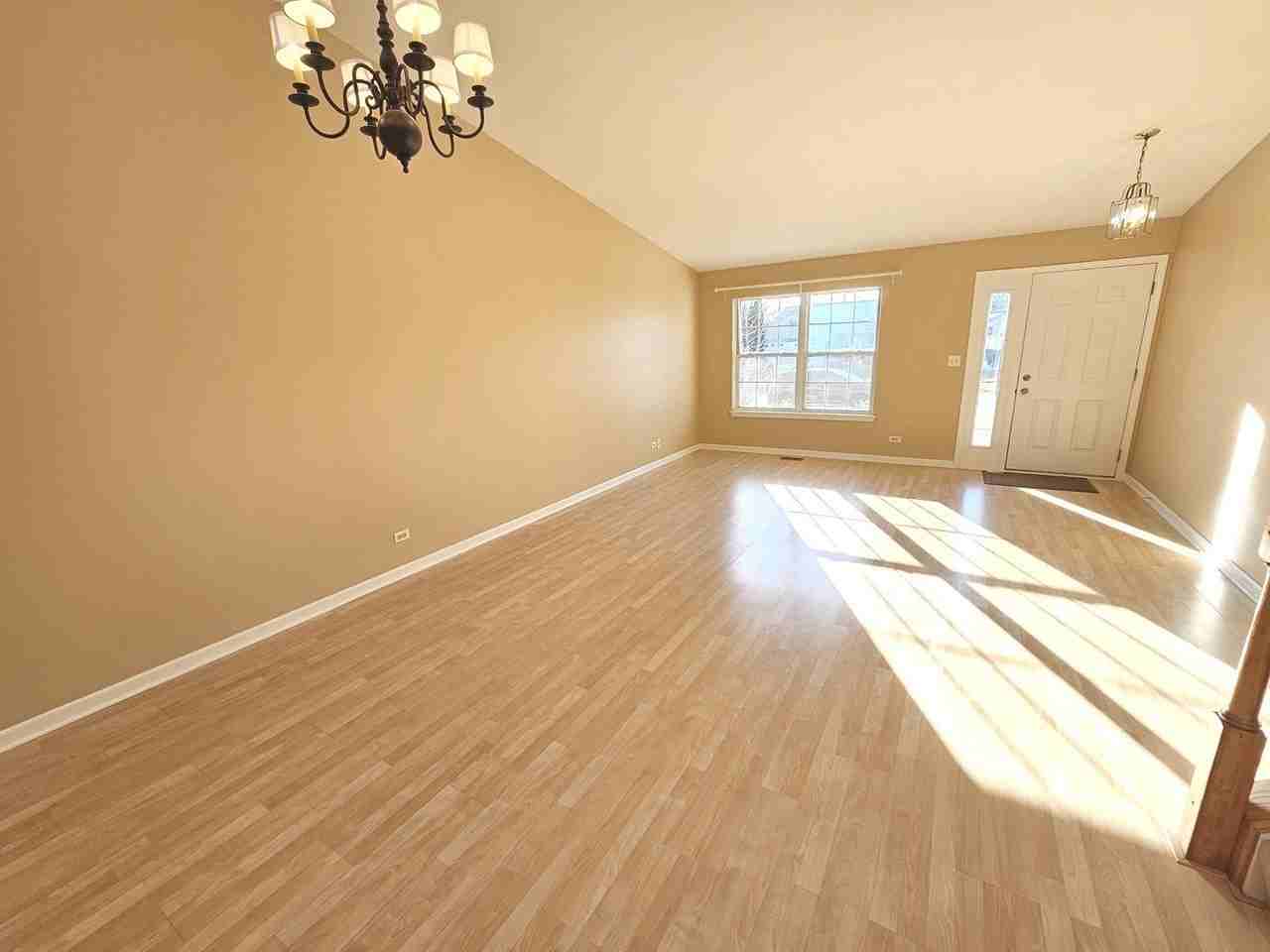 2315 Meadows Ln #2315 - Photo 3 of 25