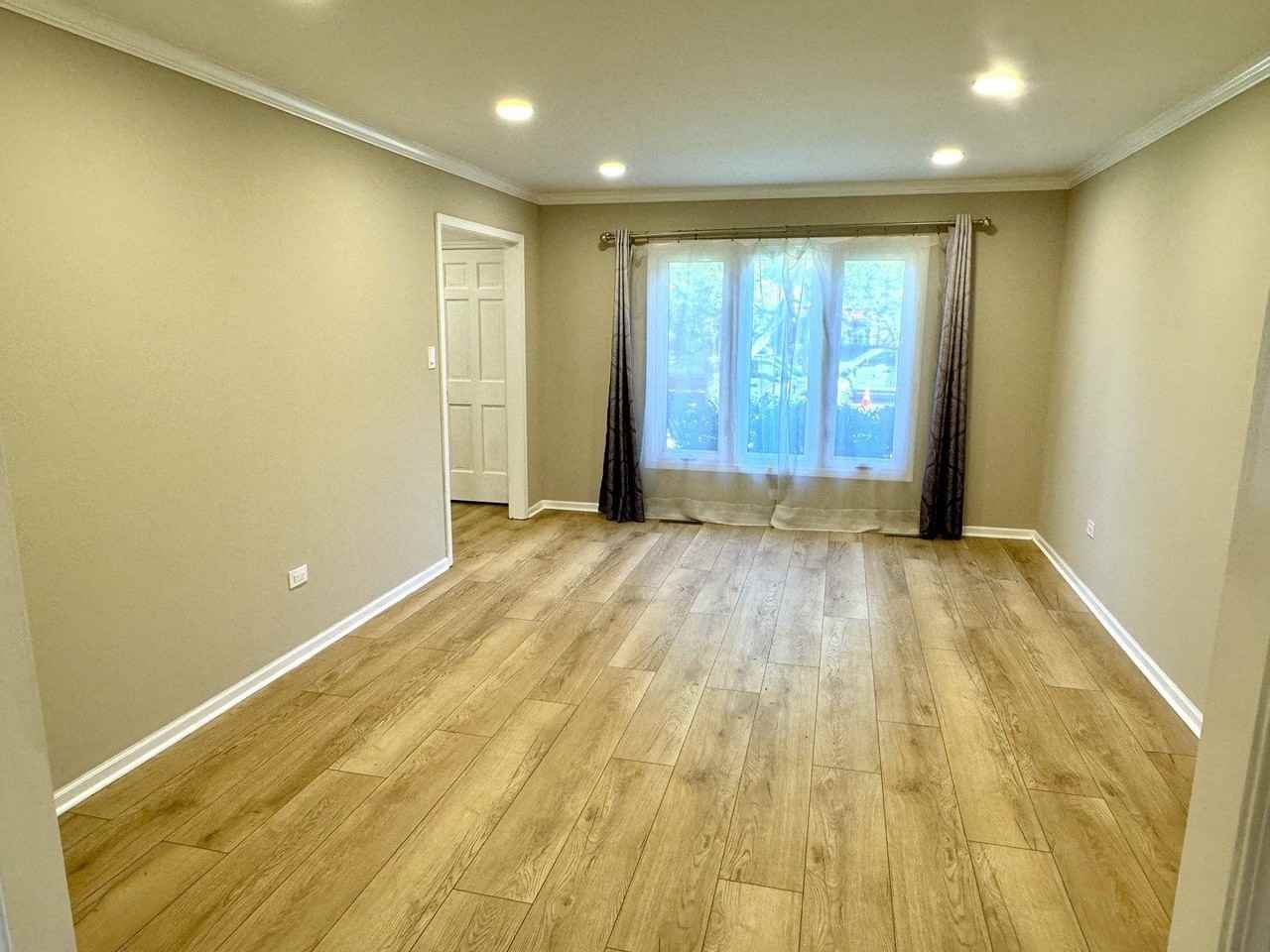 1398 E Gartner Rd - Photo 4 of 31