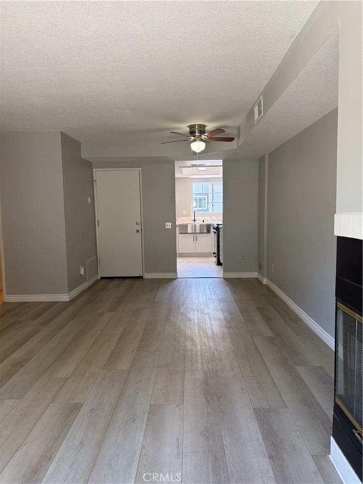 8248 Inglenook Pl - Photo 7 of 12