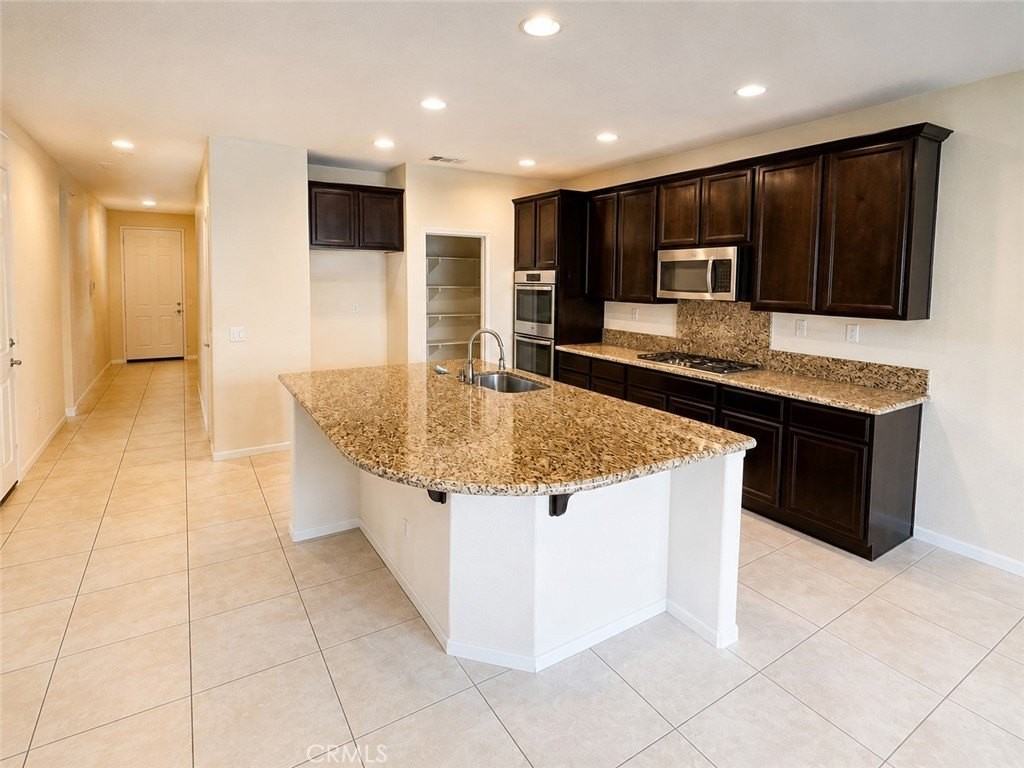 34304 Heather Ridge Rd - Photo 4 of 24