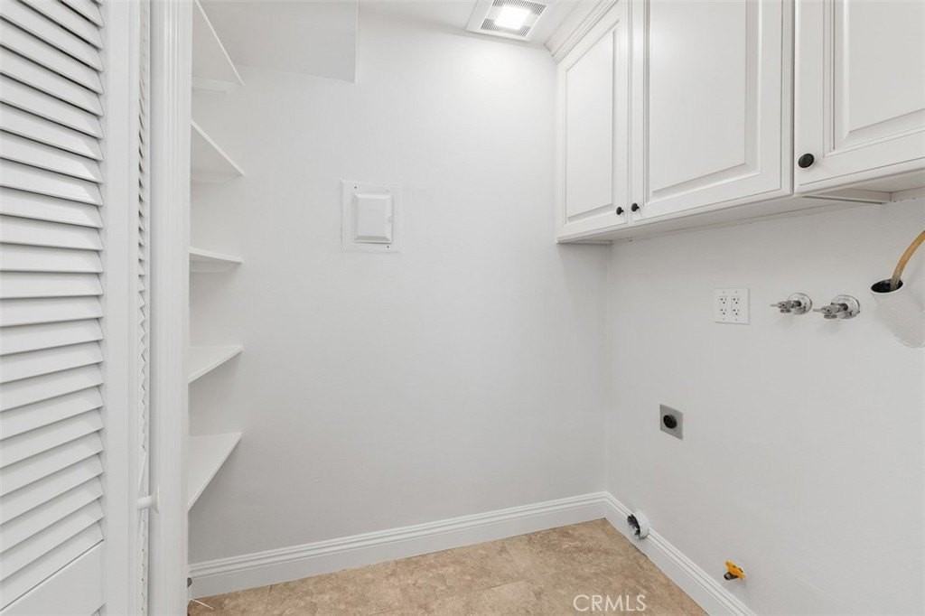 33431 Nottingham Way #A - Photo 5 of 12