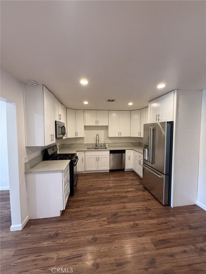 13612 Carfax Ave - Photo 2 of 14