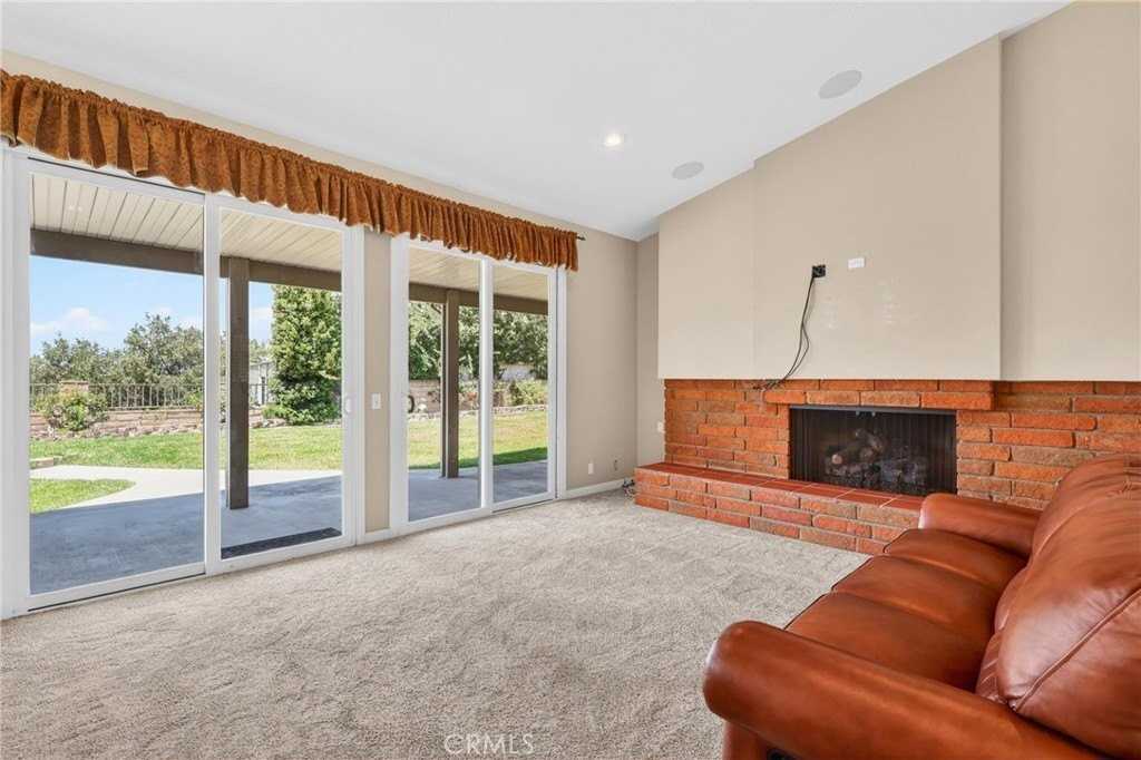 807 Avenida Loma Vis - Photo 7 of 50