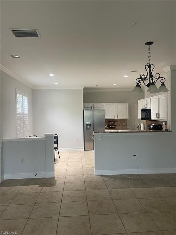 884 Hampton Cir #159 - Photo 4 of 28