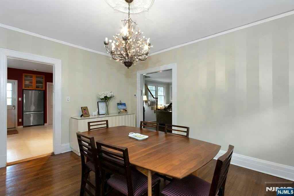 412 Mountain View Rd - Photo 6 of 22