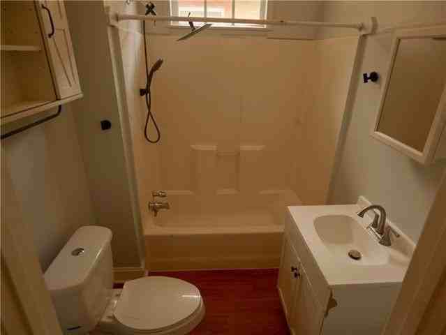 4205 Dhemecourt St - Photo 7 of 12