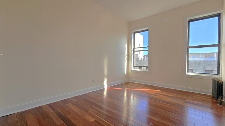 255 Fort Washington Ave - Photo 6 of 10