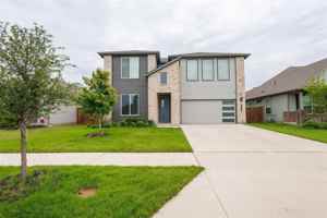 featured image of 1513 Woodpecker St